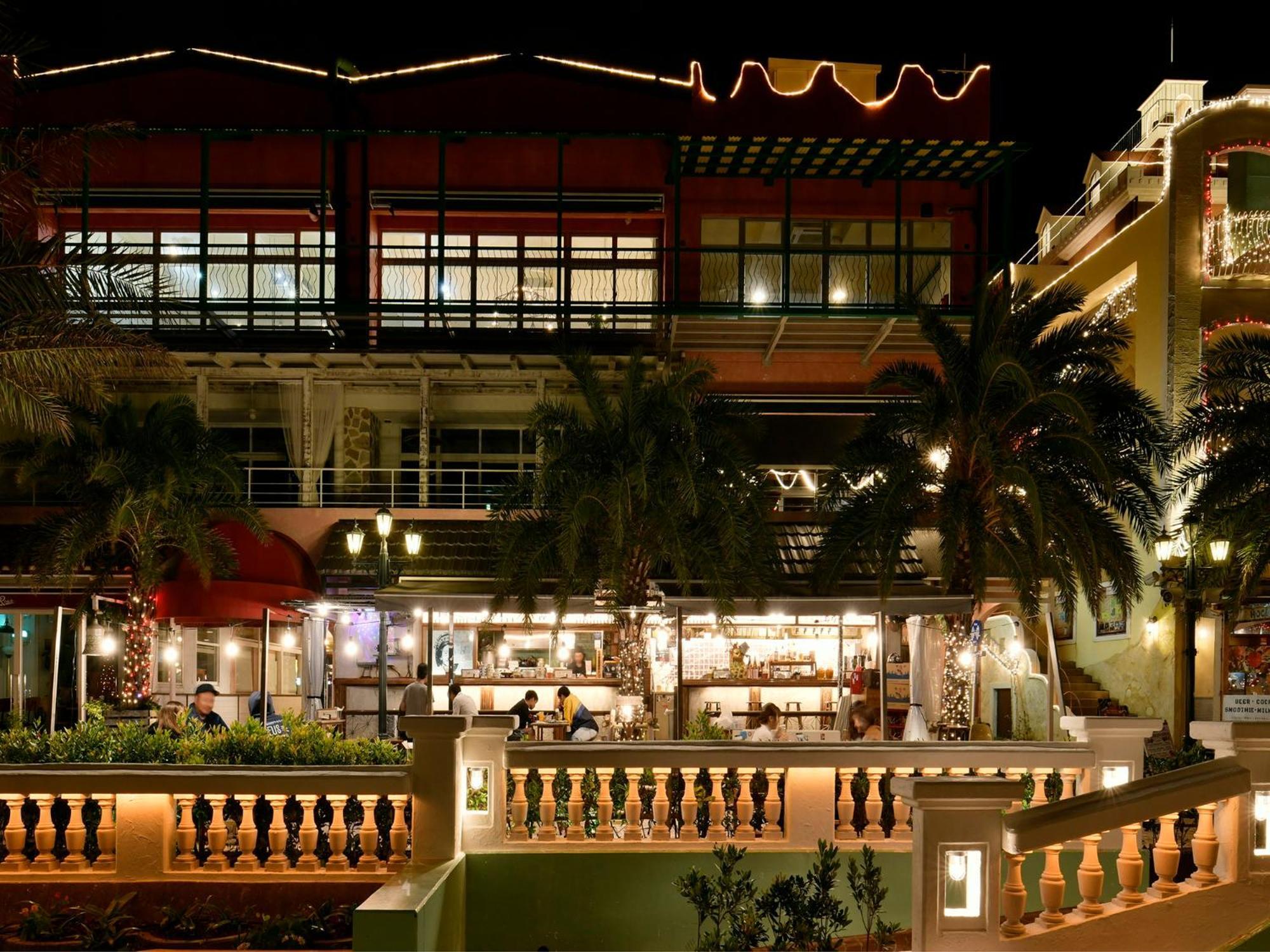 Vessel Hotel Campana Okinawa Chatan Exteriör bild